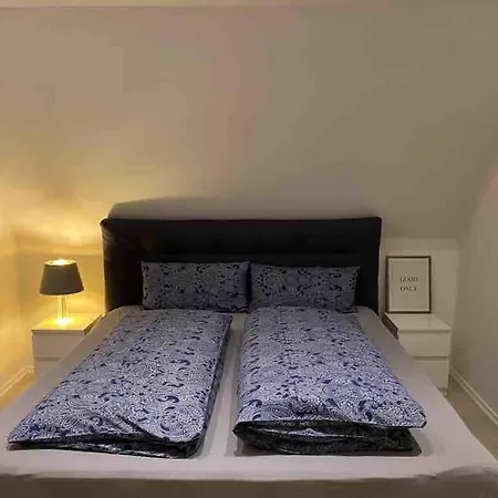 Schoenes Loft In 90 Qm Max 5 Personen *