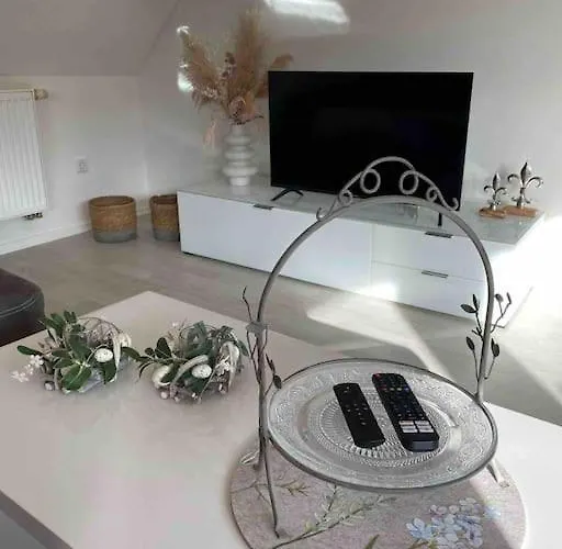 Schoenes Loft In 90 Qm Max 5 Personen Apartamento *