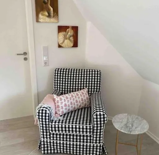 Schoenes Loft In 90 Qm Max 5 Personen Apartamento *
